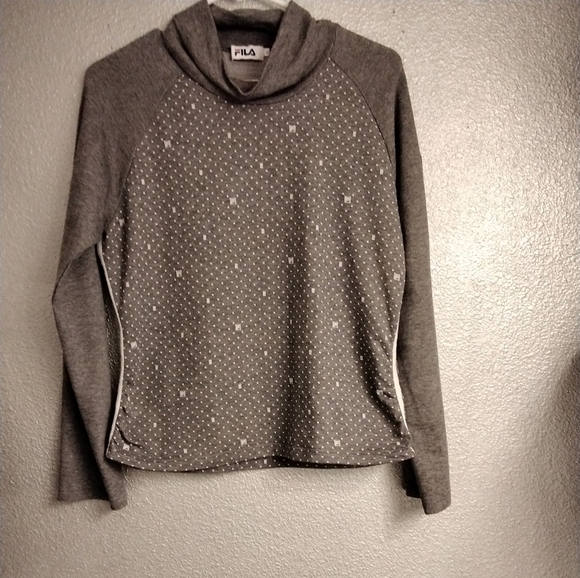 Fila Junior's Mock Neck. Pullover Shirt  Size XL - Picture 1 of 3